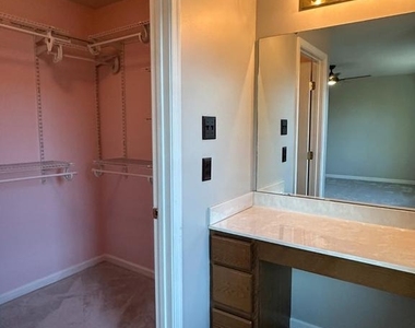 141 Attic Court - Photo Thumbnail 14