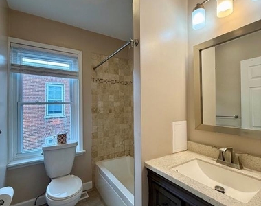 1906 N Scott Street - Photo Thumbnail 21