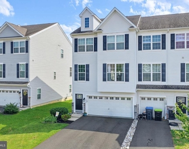 1322 Carrick Court - Photo Thumbnail 3