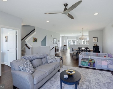 1322 Carrick Court - Photo Thumbnail 22
