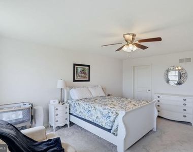 1322 Carrick Court - Photo Thumbnail 28