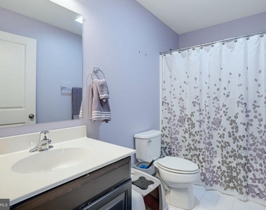 1322 Carrick Court - Photo Thumbnail 32