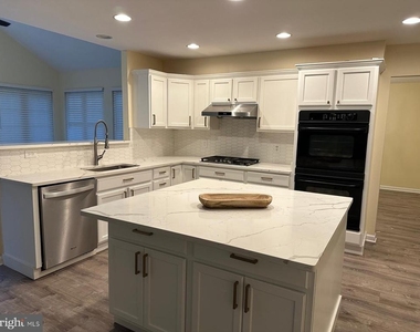 2810 Videre Drive - Photo Thumbnail 2