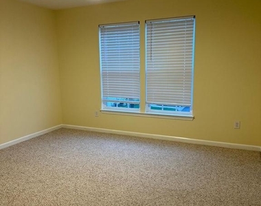 2810 Videre Drive - Photo Thumbnail 15