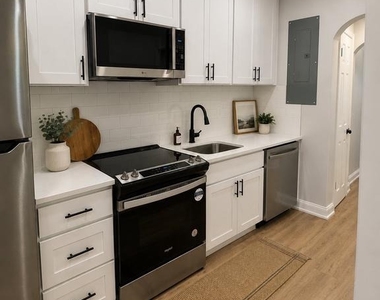 4819 4th Street Nw - Photo Thumbnail 3