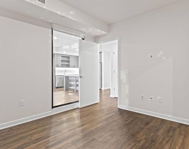 4000 Wisconsin Avenue Nw - Photo Thumbnail 13