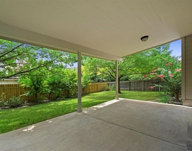 2225 Speidel Dr - Photo Thumbnail 32