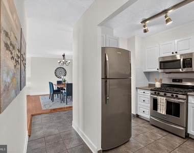 429 N Street Sw - Photo Thumbnail 8