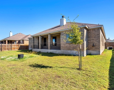 208 Terry Meadow Ln - Photo Thumbnail 28