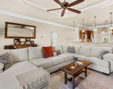 208 Terry Meadow Ln - Photo Thumbnail 14