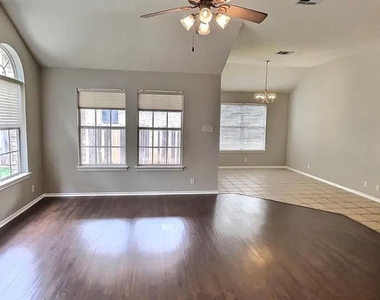 2107 Bent Tree Ct - Photo Thumbnail 18