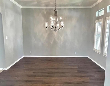 2107 Bent Tree Ct - Photo Thumbnail 5