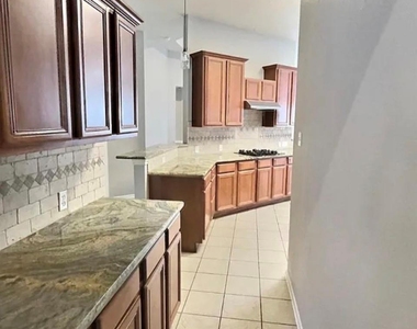 2107 Bent Tree Ct - Photo Thumbnail 10