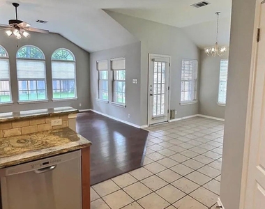 2107 Bent Tree Ct - Photo Thumbnail 16