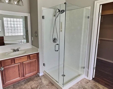 2107 Bent Tree Ct - Photo Thumbnail 23