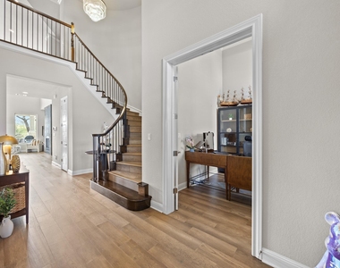 15705 Colinas Cv - Photo Thumbnail 2