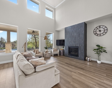 15705 Colinas Cv - Photo Thumbnail 10