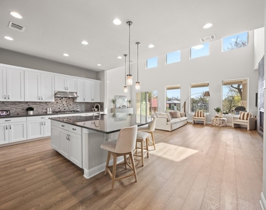 15705 Colinas Cv - Photo Thumbnail 12
