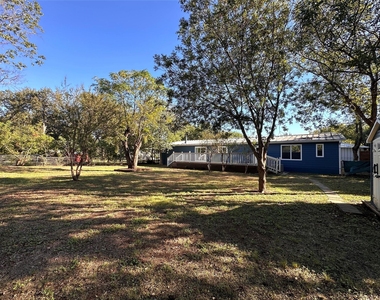 305 Cougar Ave N - Photo Thumbnail 26