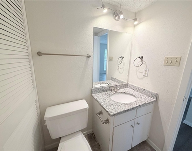 4520 Depew Ave - Photo Thumbnail 16