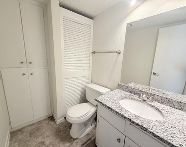 4520 Depew Ave - Photo Thumbnail 15