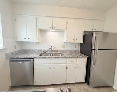 4520 Depew Ave - Photo Thumbnail 7