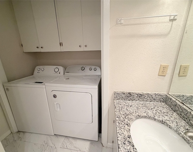 4520 Depew Ave - Photo Thumbnail 28