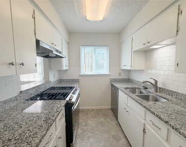 4520 Depew Ave - Photo Thumbnail 6