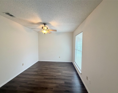 4520 Depew Ave - Photo Thumbnail 22