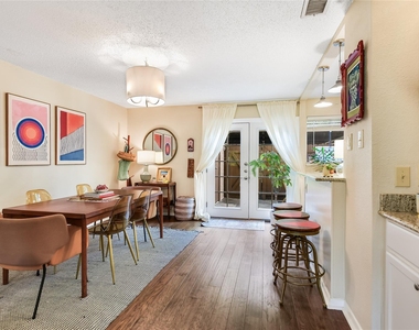 3601 Las Colinas Dr - Photo Thumbnail 2