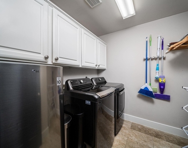 10025 Scull Creek Dr - Photo Thumbnail 20