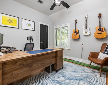 10025 Scull Creek Dr - Photo Thumbnail 17