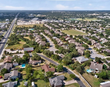 2400 White Stallion Way - Photo Thumbnail 39