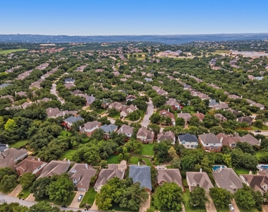 12909 Majestic Oaks Dr - Photo Thumbnail 32