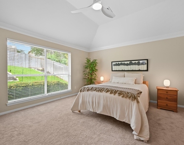 12909 Majestic Oaks Dr - Photo Thumbnail 17