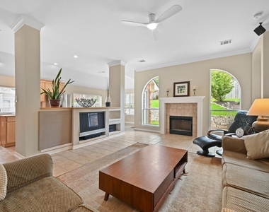 12909 Majestic Oaks Dr - Photo Thumbnail 8