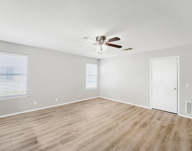 187 Ames Cv - Photo Thumbnail 11