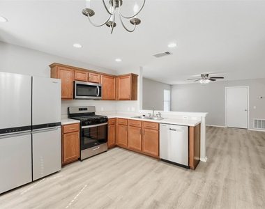 187 Ames Cv - Photo Thumbnail 6