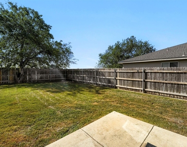 187 Ames Cv - Photo Thumbnail 24