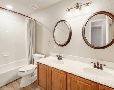 11001 Jockey Bluff Dr - Photo Thumbnail 21