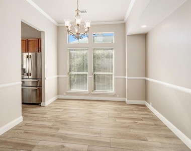 11001 Jockey Bluff Dr - Photo Thumbnail 12