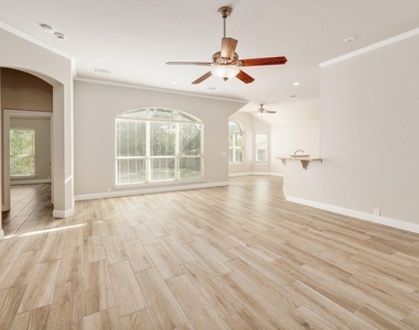 11001 Jockey Bluff Dr - Photo Thumbnail 4