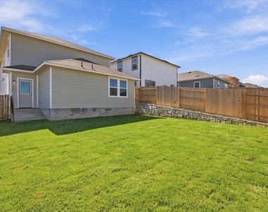 2714 Foss Rd - Photo Thumbnail 33