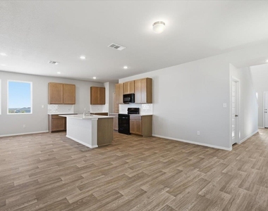 2714 Foss Rd - Photo Thumbnail 7