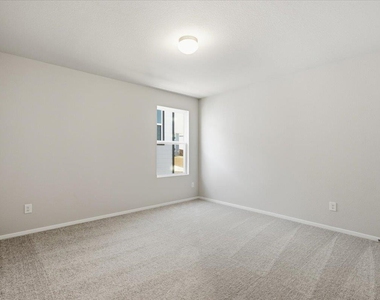 2714 Foss Rd - Photo Thumbnail 28