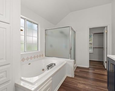 104 Whitechapel Ct - Photo Thumbnail 16