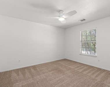 104 Whitechapel Ct - Photo Thumbnail 18