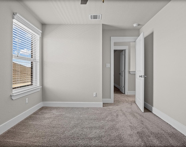 1516 William Bee Dr - Photo Thumbnail 36