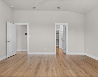 1516 William Bee Dr - Photo Thumbnail 18