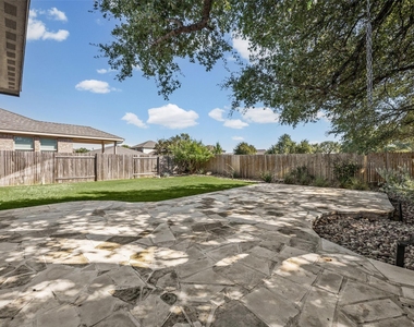1516 William Bee Dr - Photo Thumbnail 38